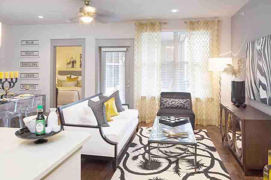 6008 6008 Maple Ave, Dallas, TX 75235, USA #49217 - Photo 6 of 7