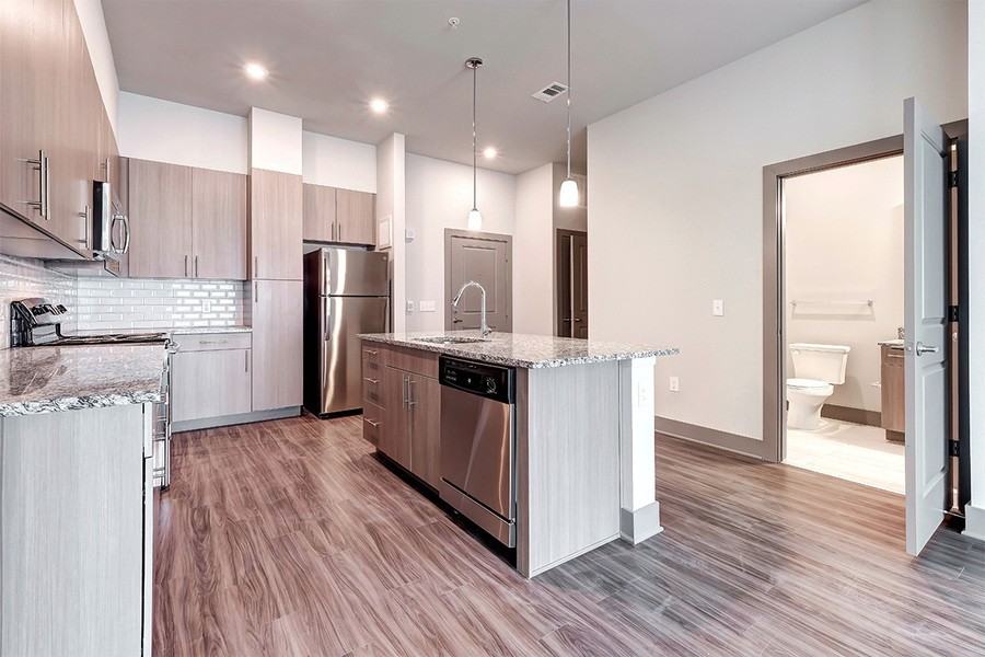 10151 Shoreview Rd #22443 - Photo 3 of 11