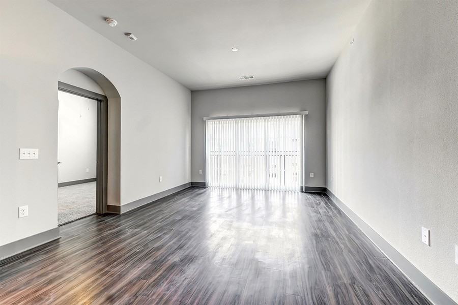 10151 Shoreview Rd #22443 - Photo 5 of 11