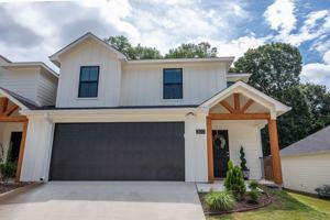 featured image of 1011 Mcclenny Dr