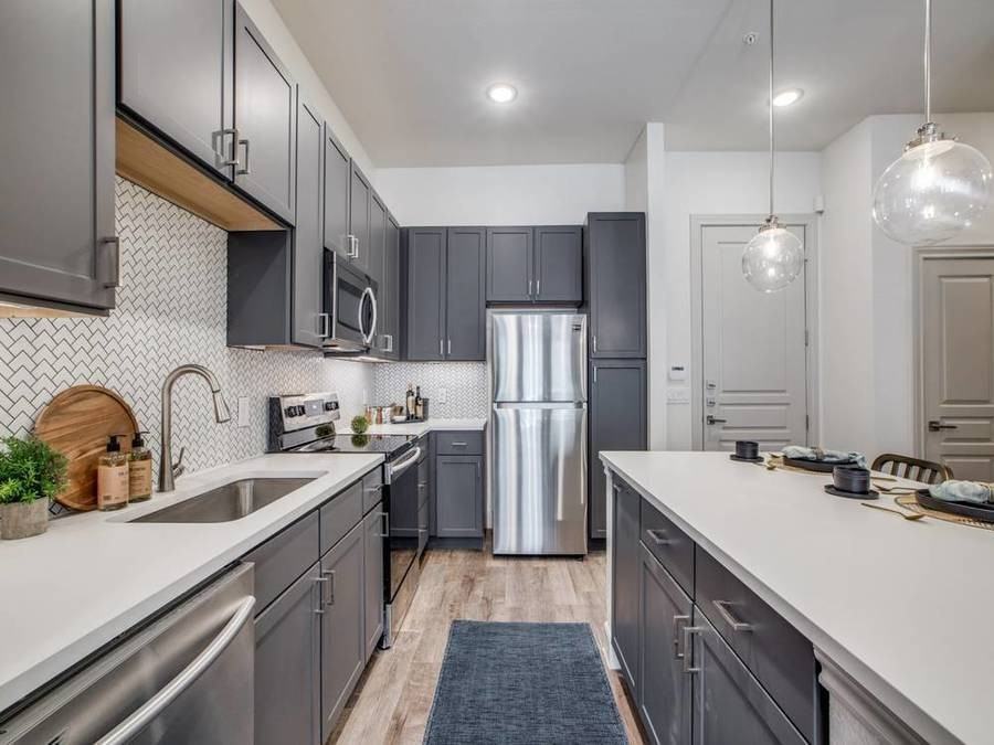 2225 2225 N Loop W #126195 - Photo 3 of 8