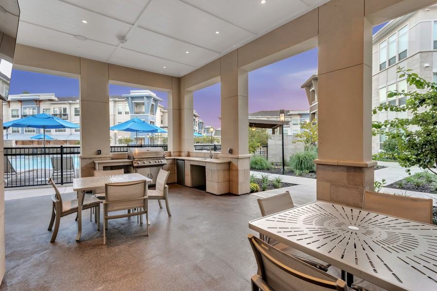 8003 8003 Hennessy Ln #147135 - Photo 4 of 11