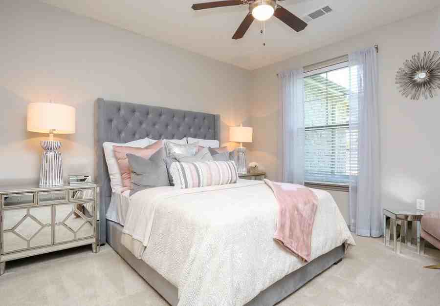 10749 E Crystal Falls Pkwy #124804 - Photo 4 of 11