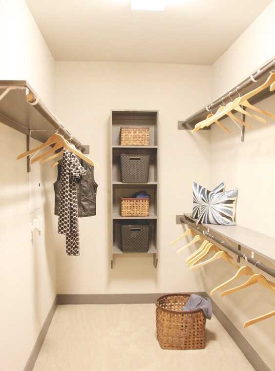 2710 Douglas Ave #13226 - Photo 5 of 7