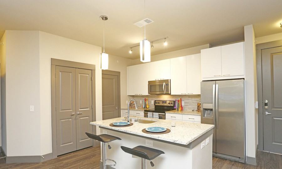 2710 Douglas Ave #13273 - Photo 5 of 7