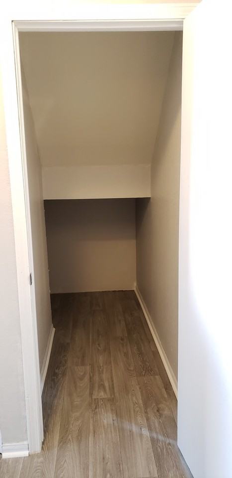 Willow Creek Apartments & Townhomes - Photo 7 of 46