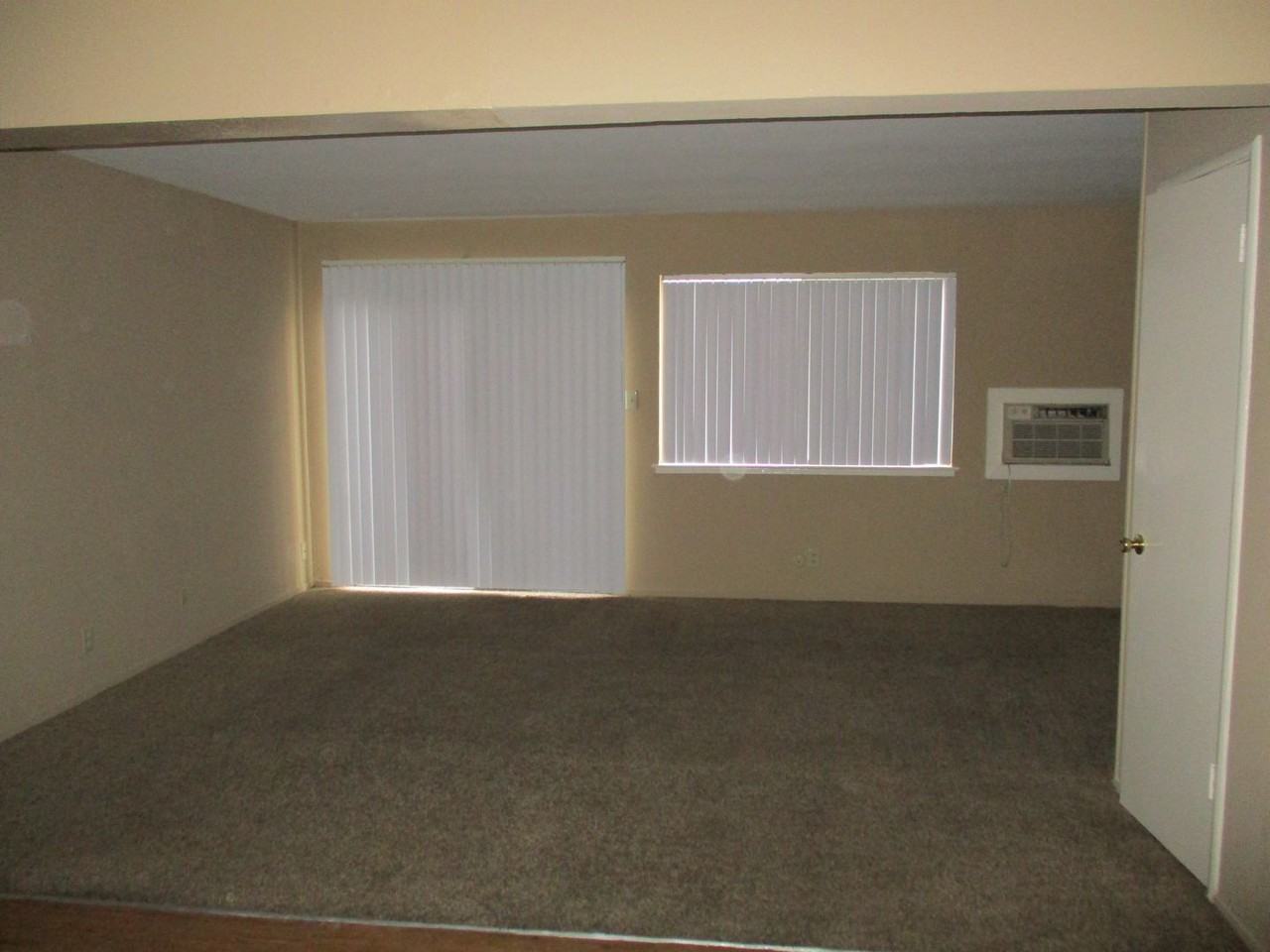 24 W. Jamestown Street - Photo 3 of 50