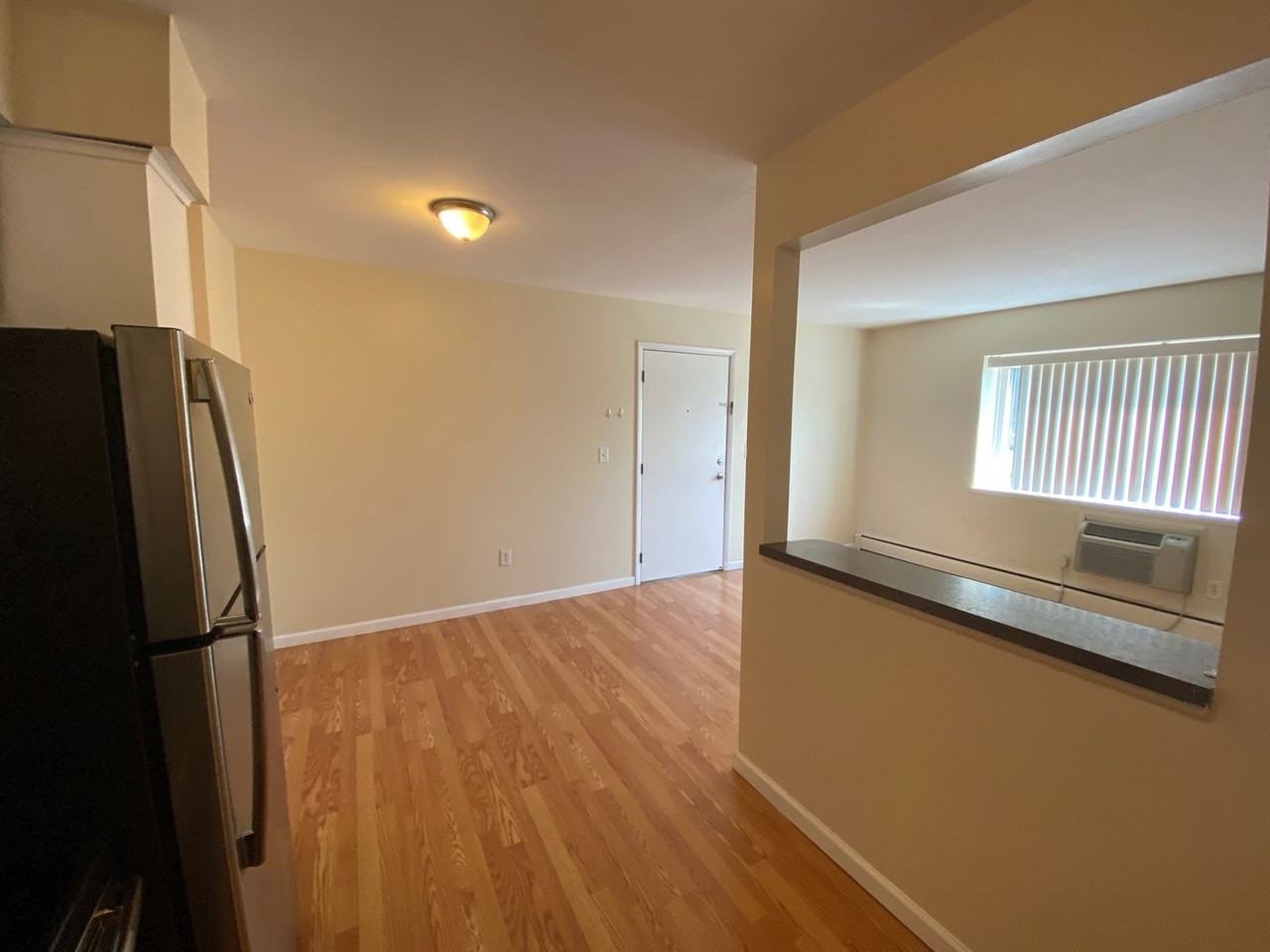 4905 Briarwood LLC - Photo 5 of 26