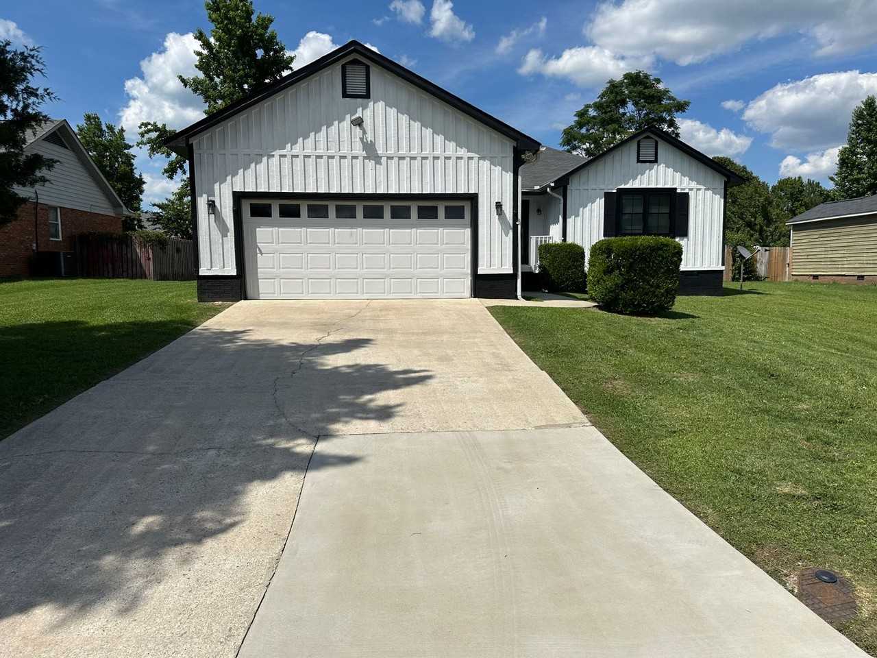 4715 Cutter Mill Rd - Photo 2 of 20