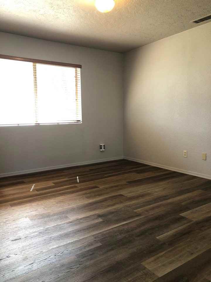 3523 N Dale Dr - Photo 6 of 22