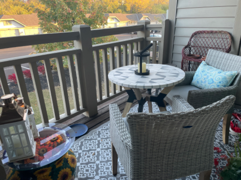 568 Cloverfield Ln #304 - Photo 2 of 9