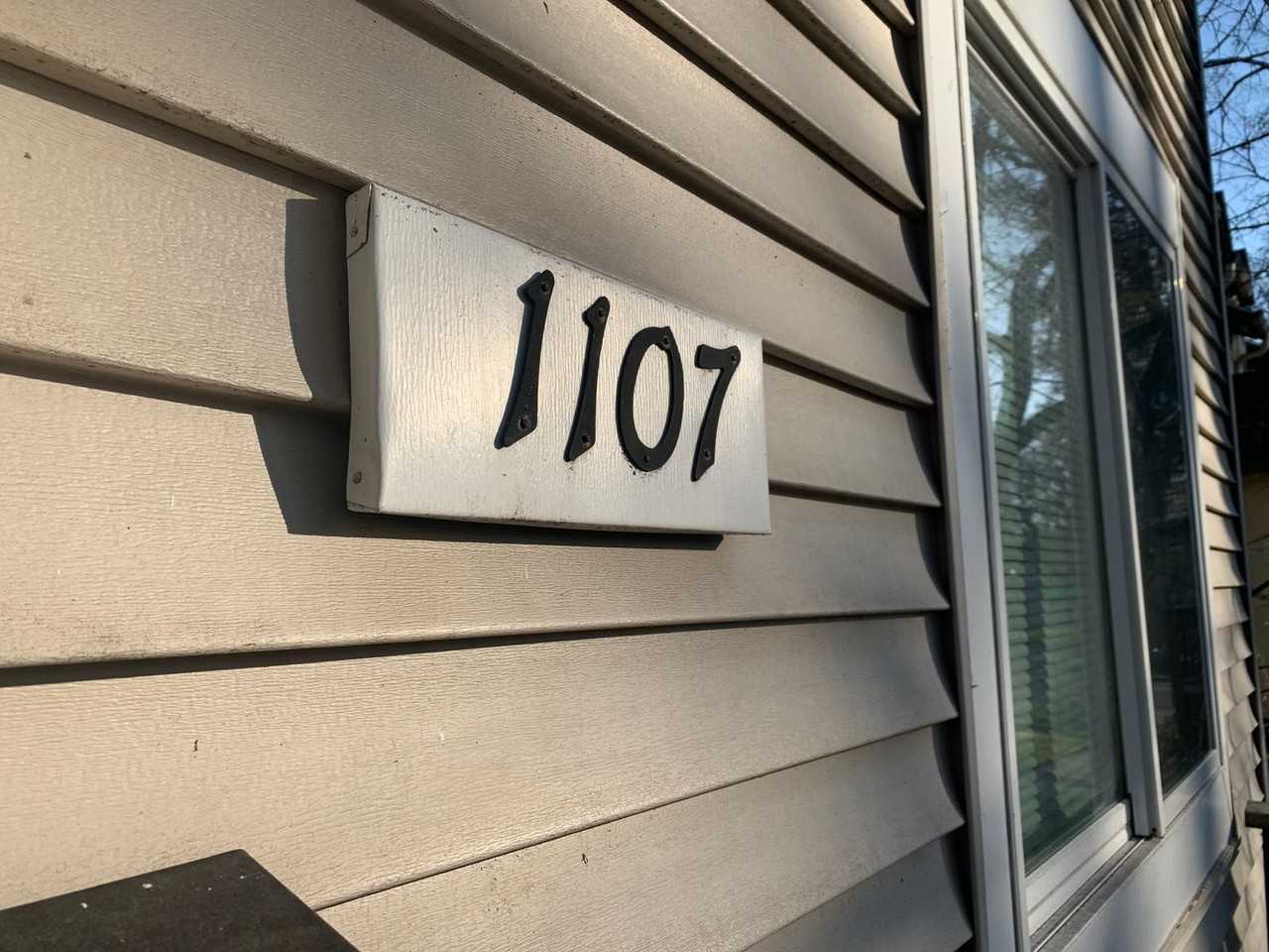 1107 9th Ave S - Photo 2 of 30