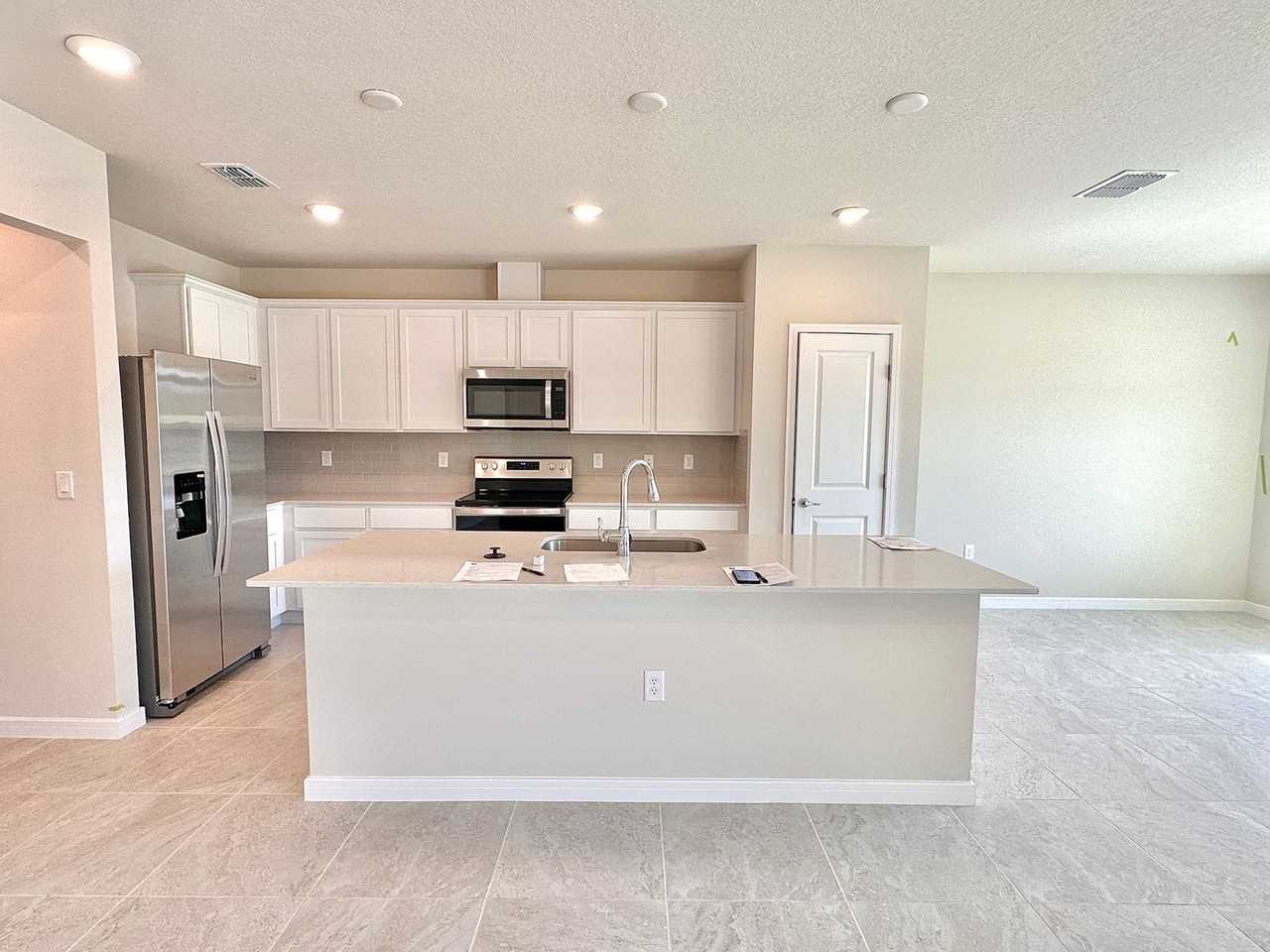 17152 Cagan Crossings Boulevard - Photo 2 of 20