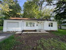 featured image of 1277 E Wayland St