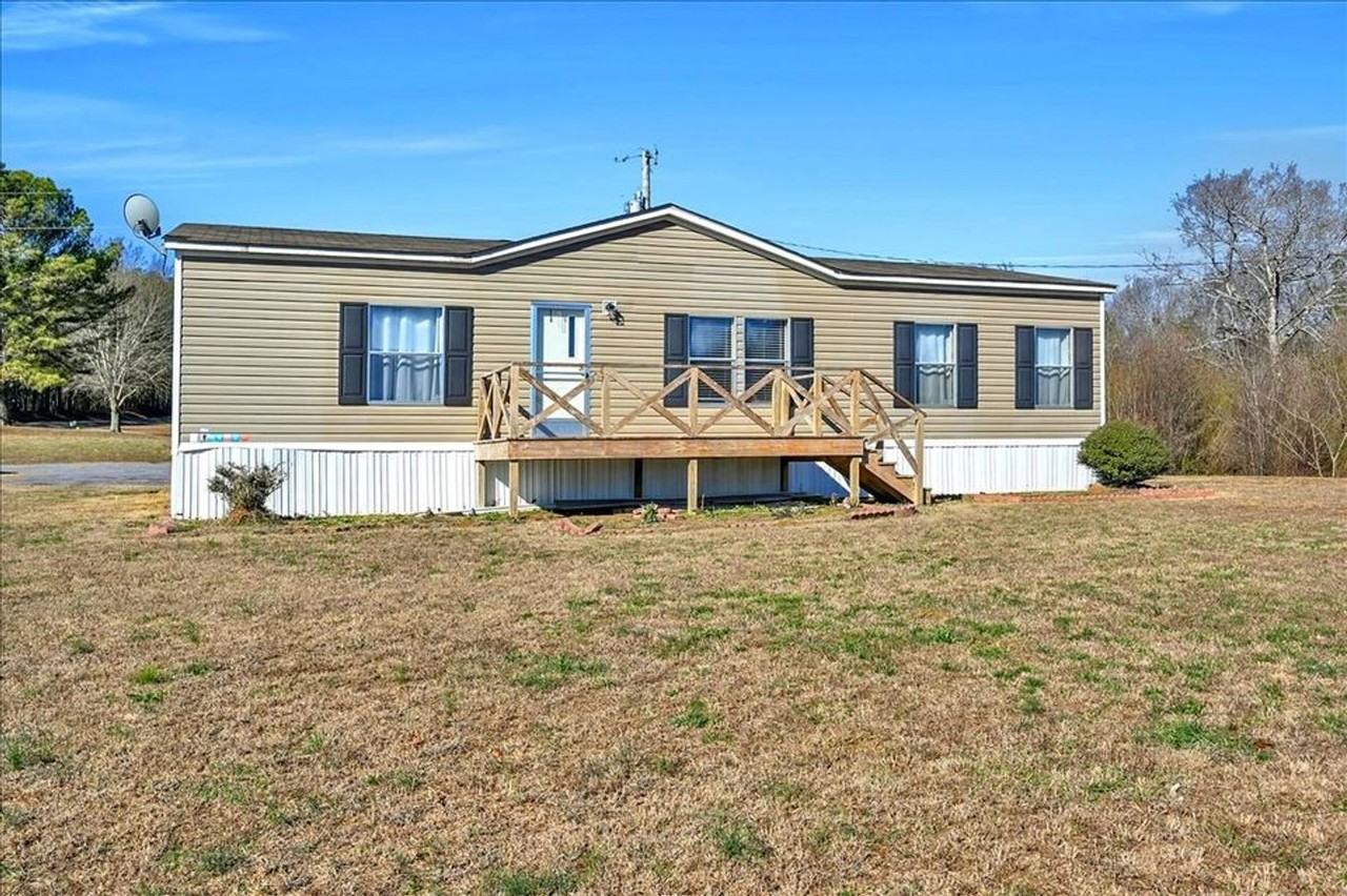 Carpenter - Photo 2 of 12