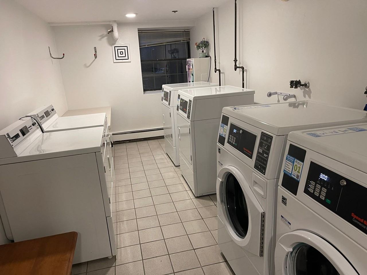 755 Highland Ave - Photo 6 of 17