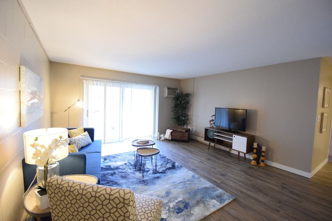 Southwood Flats - Photo 5 of 31