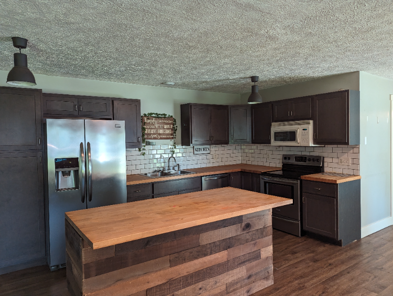 405 Walter St #405WALTER - Photo 2 of 19