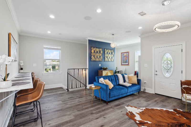 2101 Conti St - Photo 2 of 14