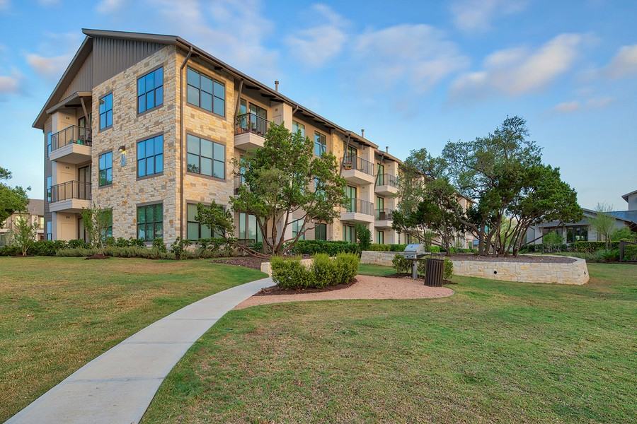 7171 Southwest Pkwy #128919 - Photo 4 of 10