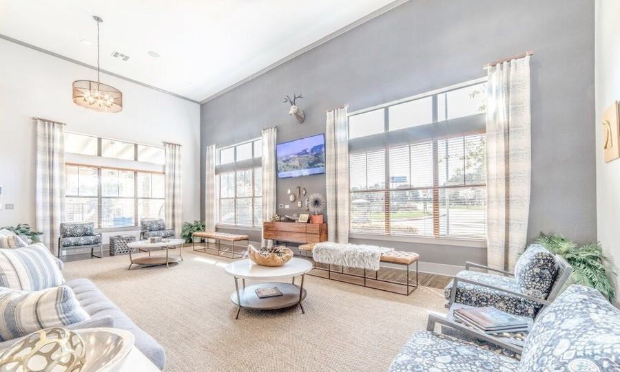 1009 Edgecliff Ter #165821 - Photo 7 of 11