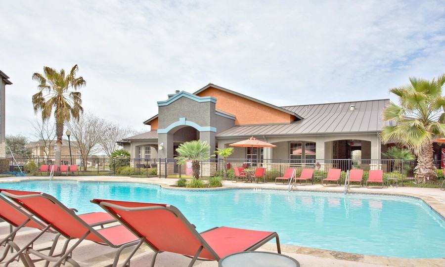 5141 Cromwell Dr #168796 - Photo 3 of 11