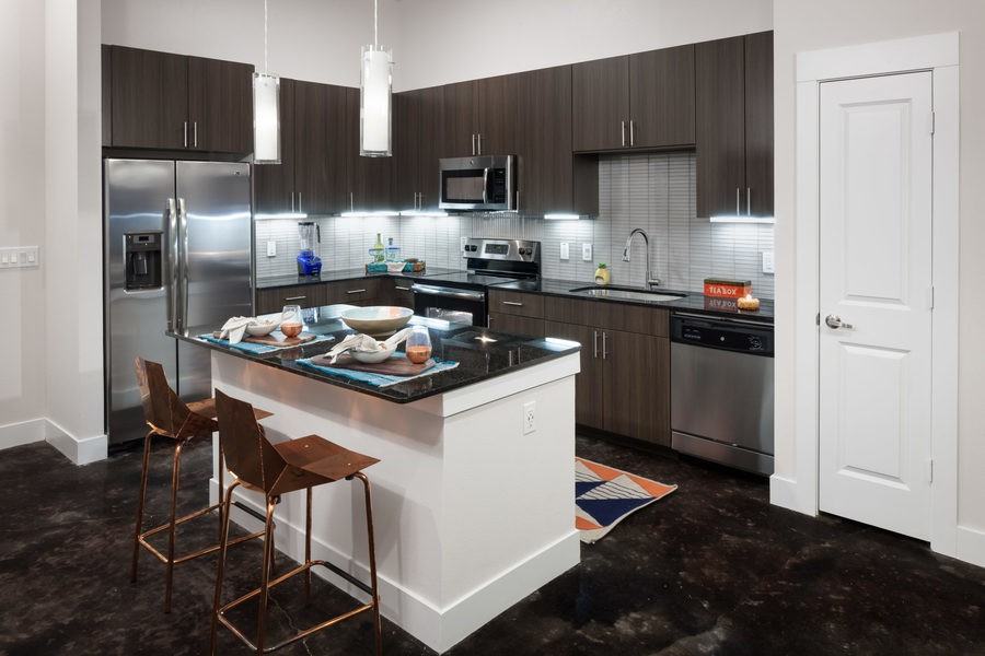 2350 N Fitzhugh Ave #23756 - Photo 3 of 11