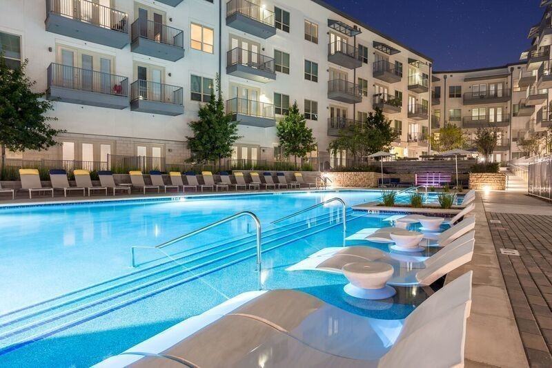 909 Lake Carolyn Pkwy #27615 - Photo 5 of 8