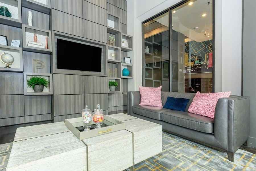 8540 University Dr #26577 - Photo 2 of 11