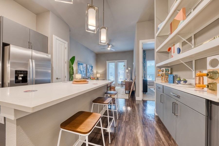 319 S Flores St #159813 - Photo 4 of 11