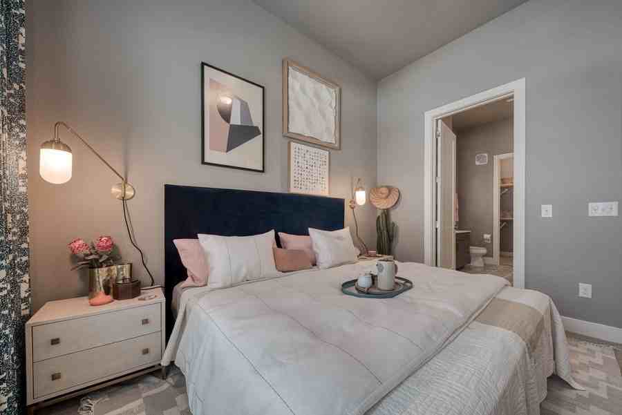 319 S Flores St #159813 - Photo 7 of 11