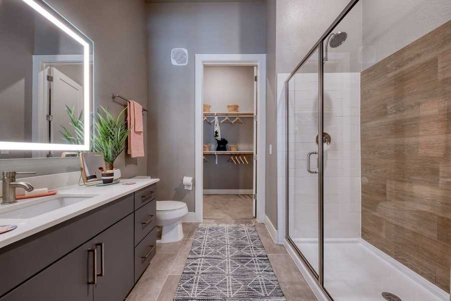 319 S Flores St #159980 - Photo 5 of 11