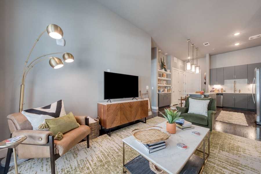 319 S Flores St #159980 - Photo 6 of 11