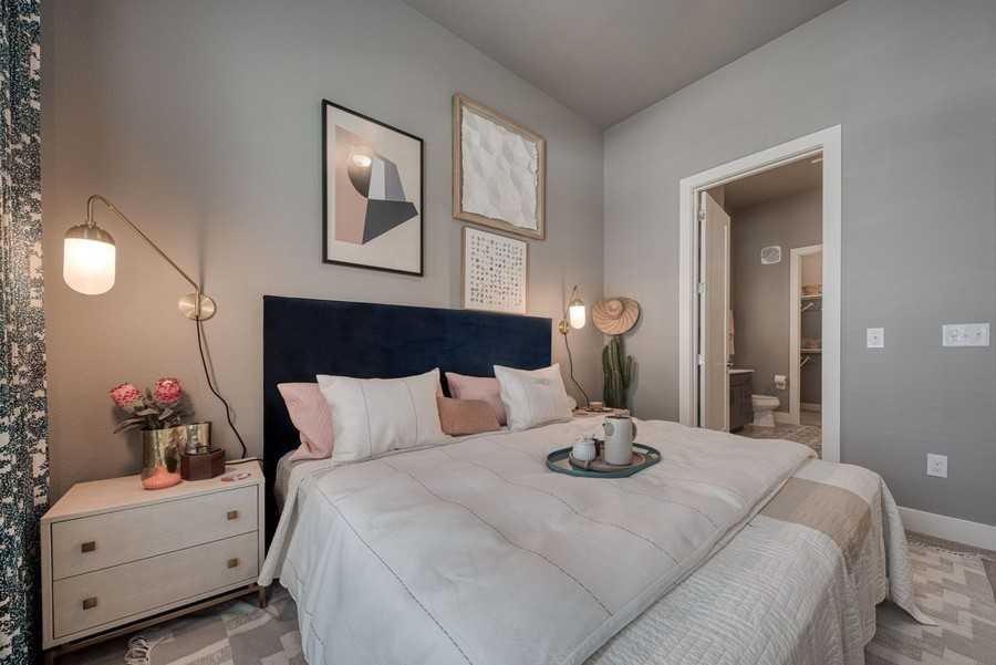 319 S Flores St #159980 - Photo 7 of 11