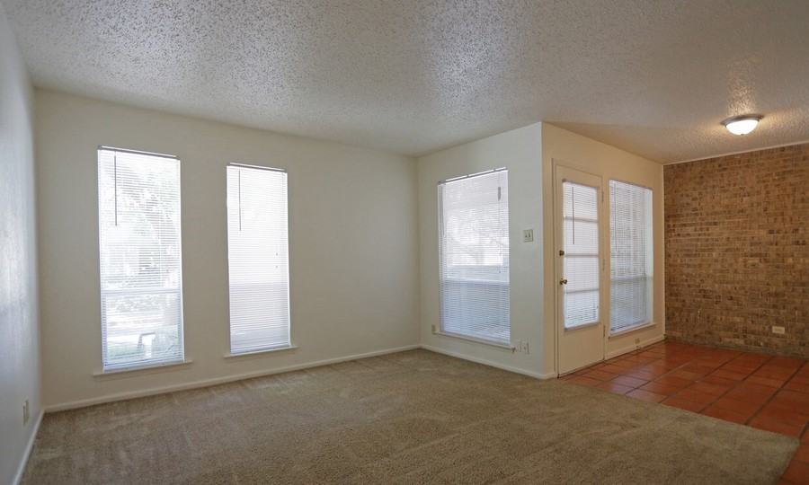 Hillcrest & Gentleman #165 - Photo 5 of 50