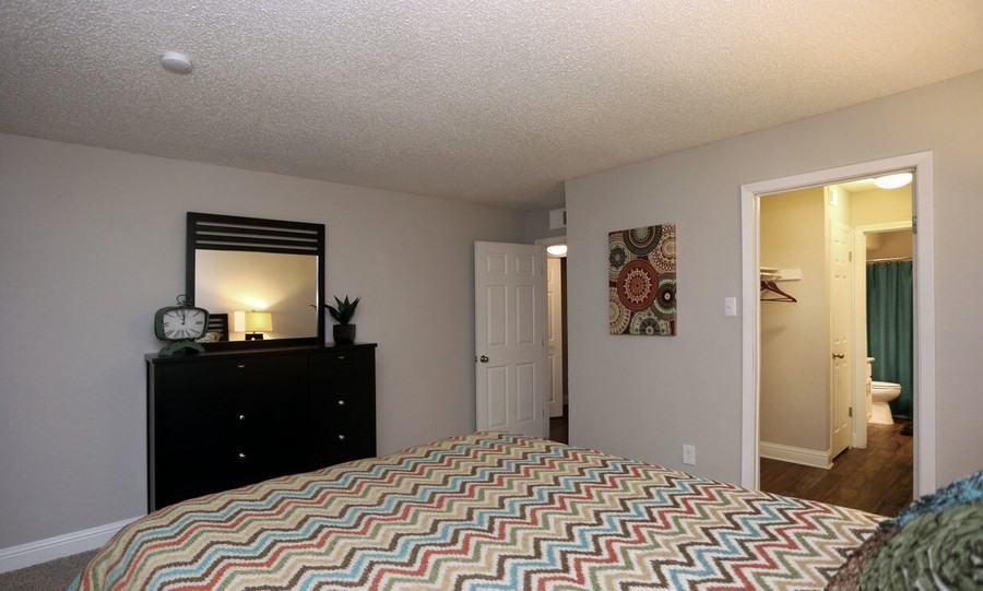 4506 Sojourn Dr #4670 - Photo 3 of 37