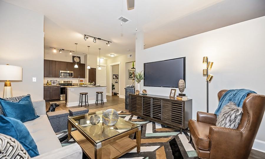 925 Garden Park Dr #4617 - Photo 3 of 31