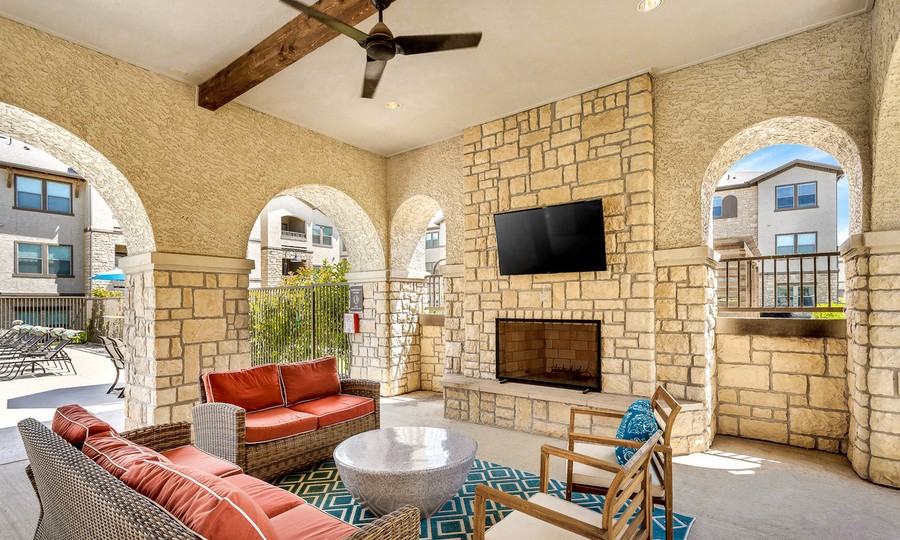 6316 N State Highway 360 #2809 - Photo 4 of 16