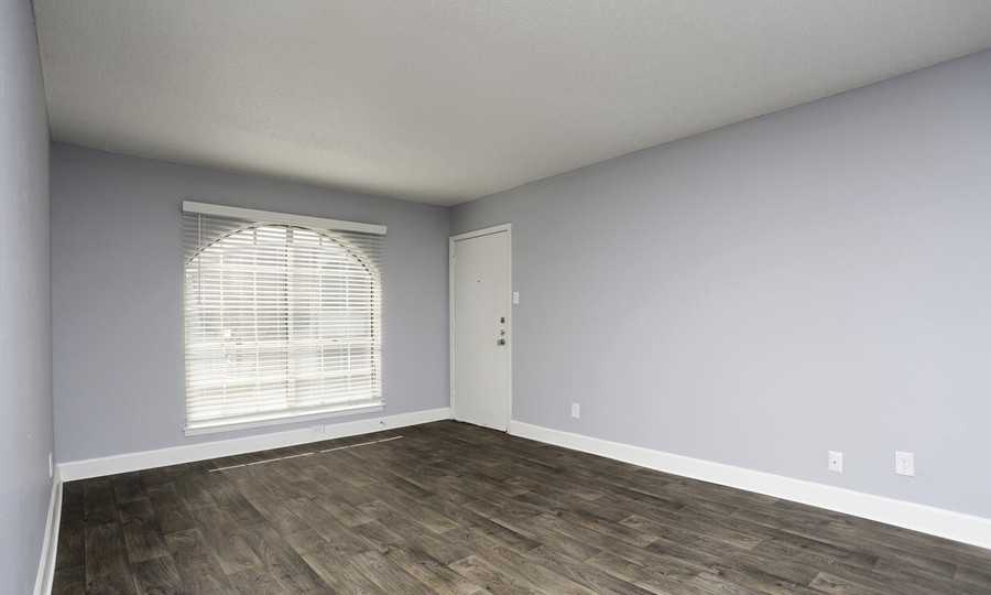 3207 E Park Row Dr #1242 - Photo 3 of 16