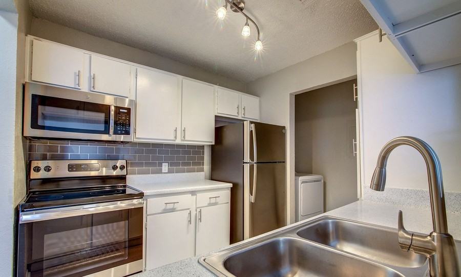 1506 Clover Hill Rd #1205 - Photo 5 of 22