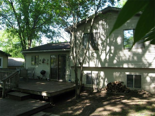 920 Old Hickory Ln - Photo 3 of 20