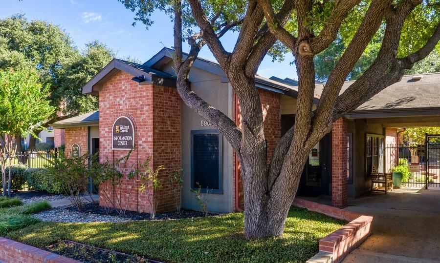 5907 Valleycreek Ln #4219 - Photo 5 of 49