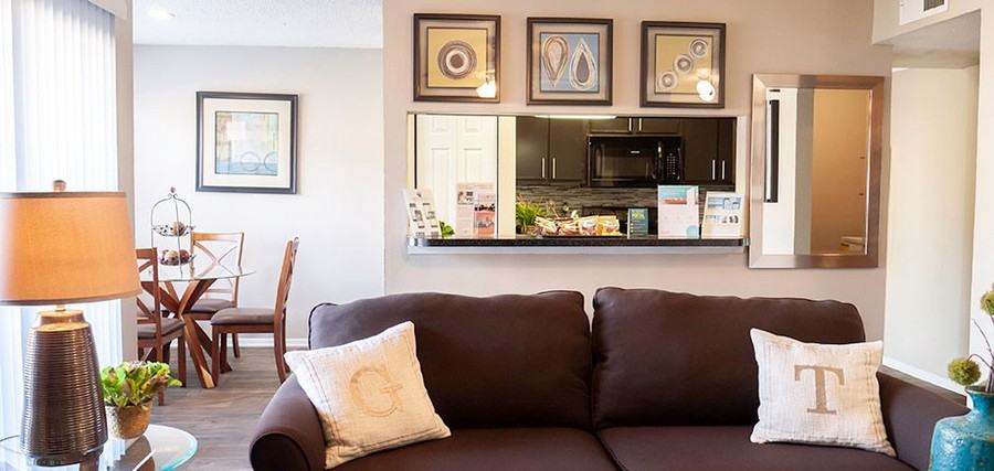 MacArthur 6 at Carter W FS #205 - Photo 5 of 28