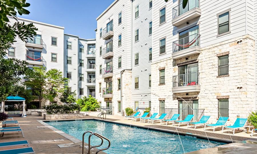 2511 Longview St #225 - Photo 5 of 42