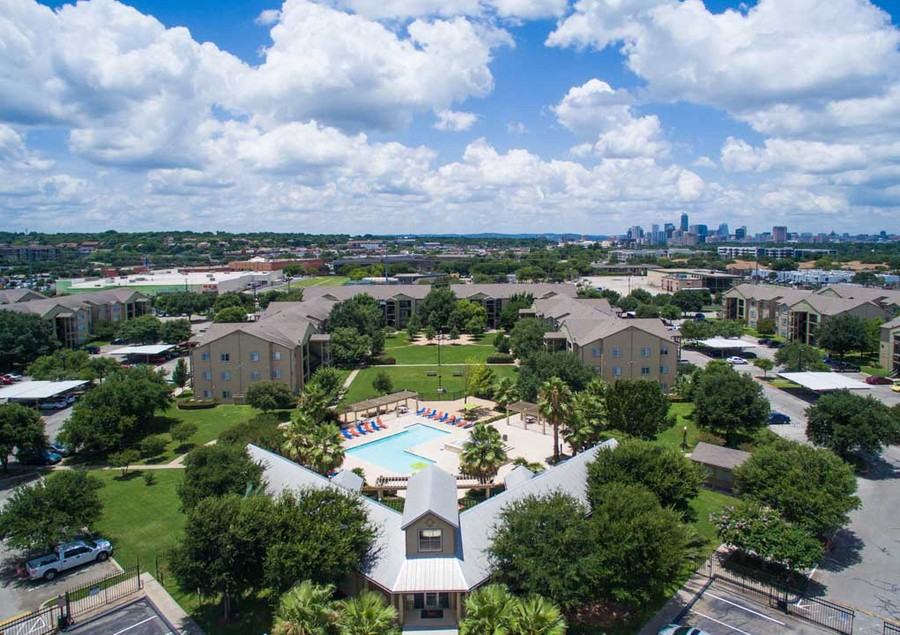 1606 Wickersham Ln #413 - Photo 2 of 50