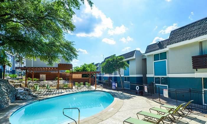 1929 Willow Creek Dr #1554 - Photo 4 of 34