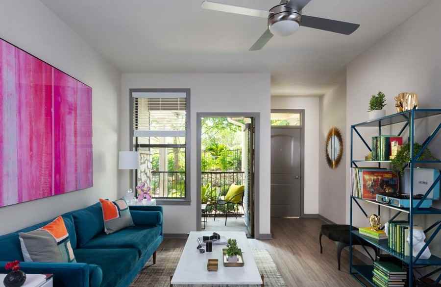 8521 N Interstate 35 #1482