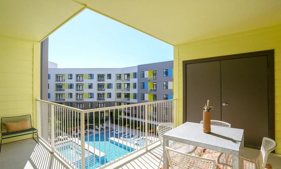 615 Clayton Ln #1371 - Photo 2 of 50