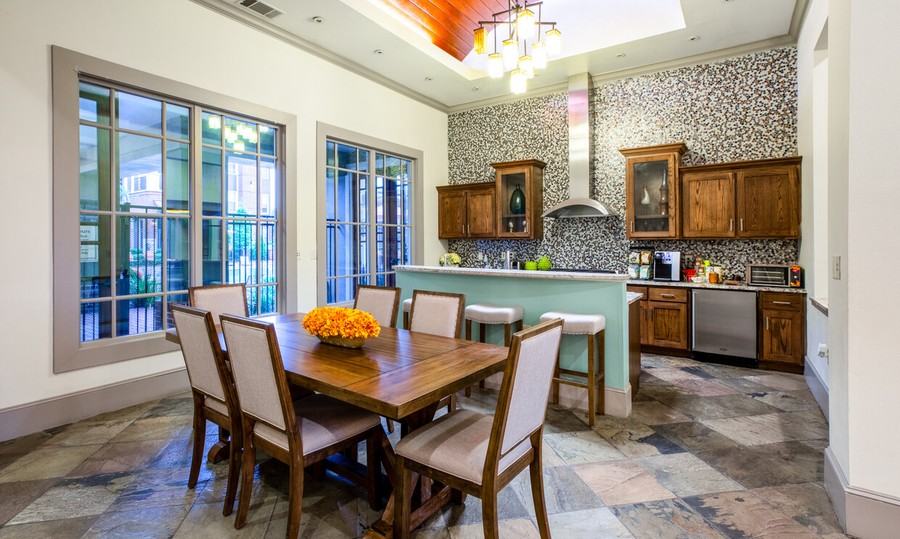 1815 Camas Dr #577 - Photo 6 of 11