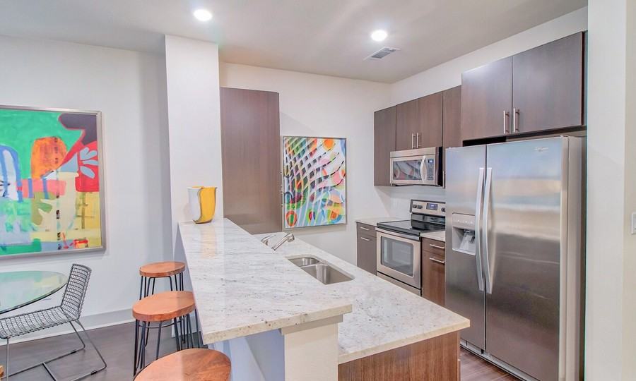 819 S Lamar Blvd #1631 - Photo 6 of 28